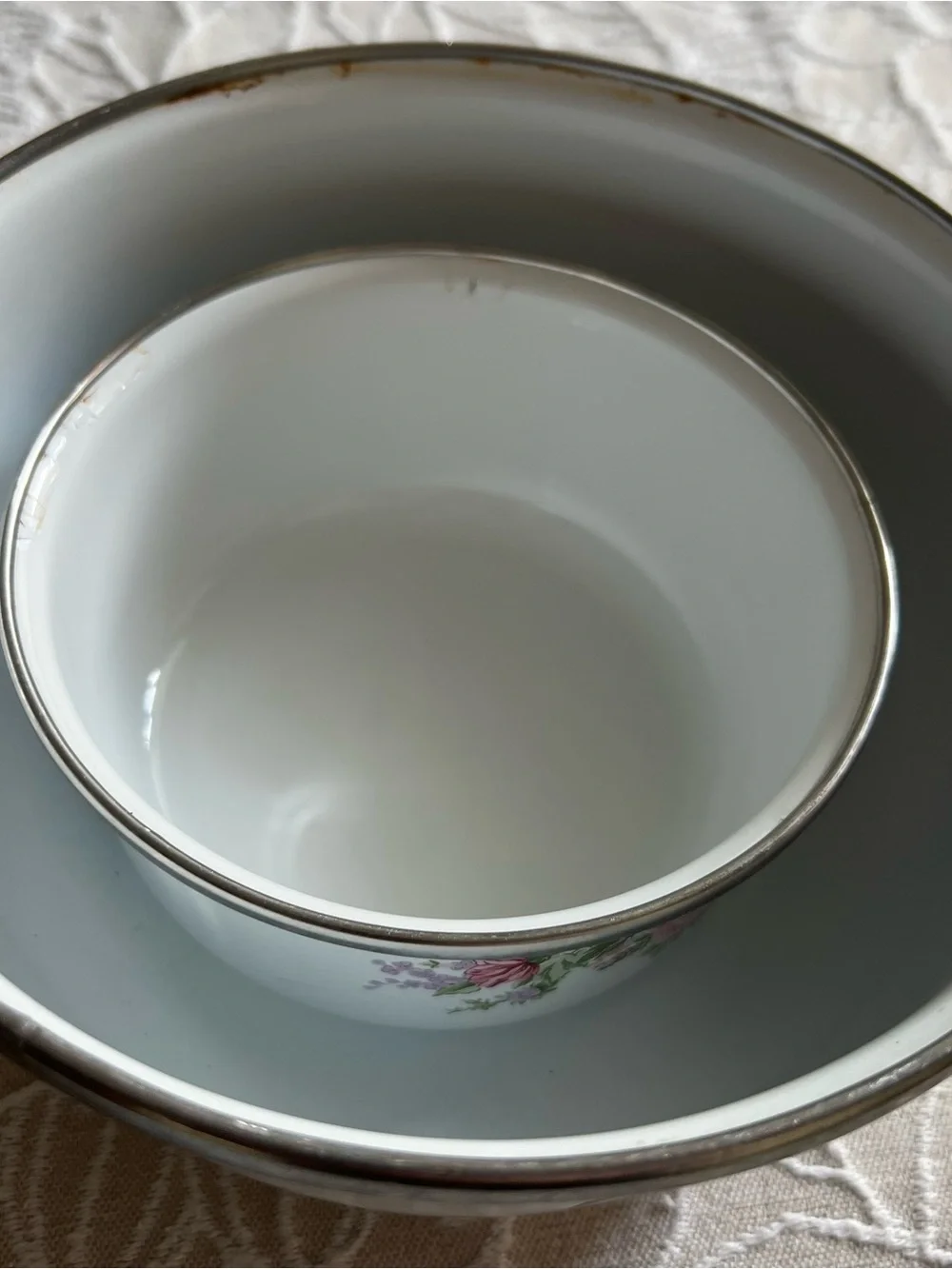 Vintage set enamel